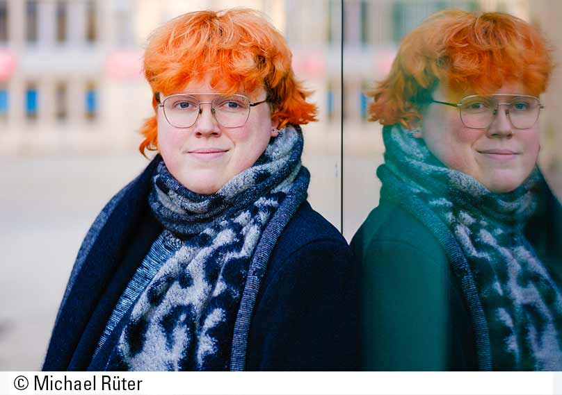 Wir begrüßen Alexander Averhage als neuen wissenschaftlichen Mitarbeiter! Wir begrüßen Alexander Averhage als neuen wissenschaftlichen Mitarbeiter!